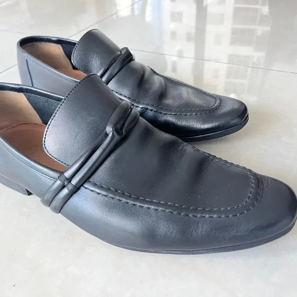 Gucci | Shoes | Gucci Black Leather Loafers Mens Size 9b  display picture 2
